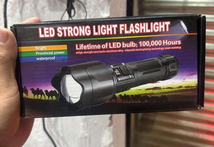 LED STRONG FLASHLIGHT Multi Colors Lights/LOT Imported German ایک کلومیٹر رینج